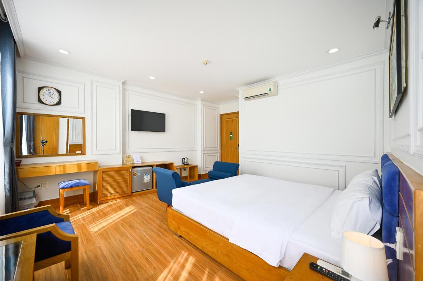 Vivian Airport Hotel Saigon Ho Şi Min Exterior foto