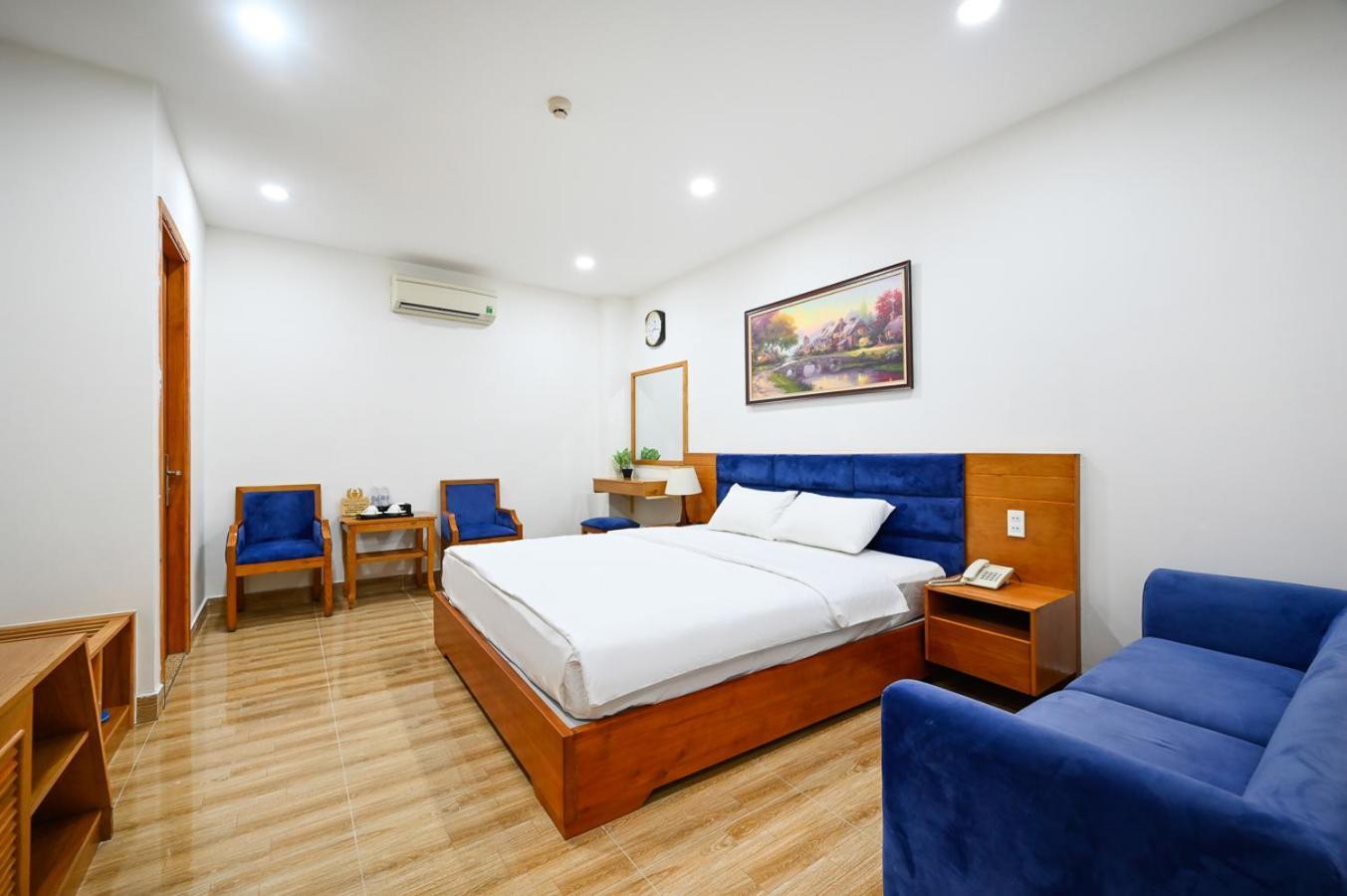 Vivian Airport Hotel Saigon Ho Şi Min Exterior foto