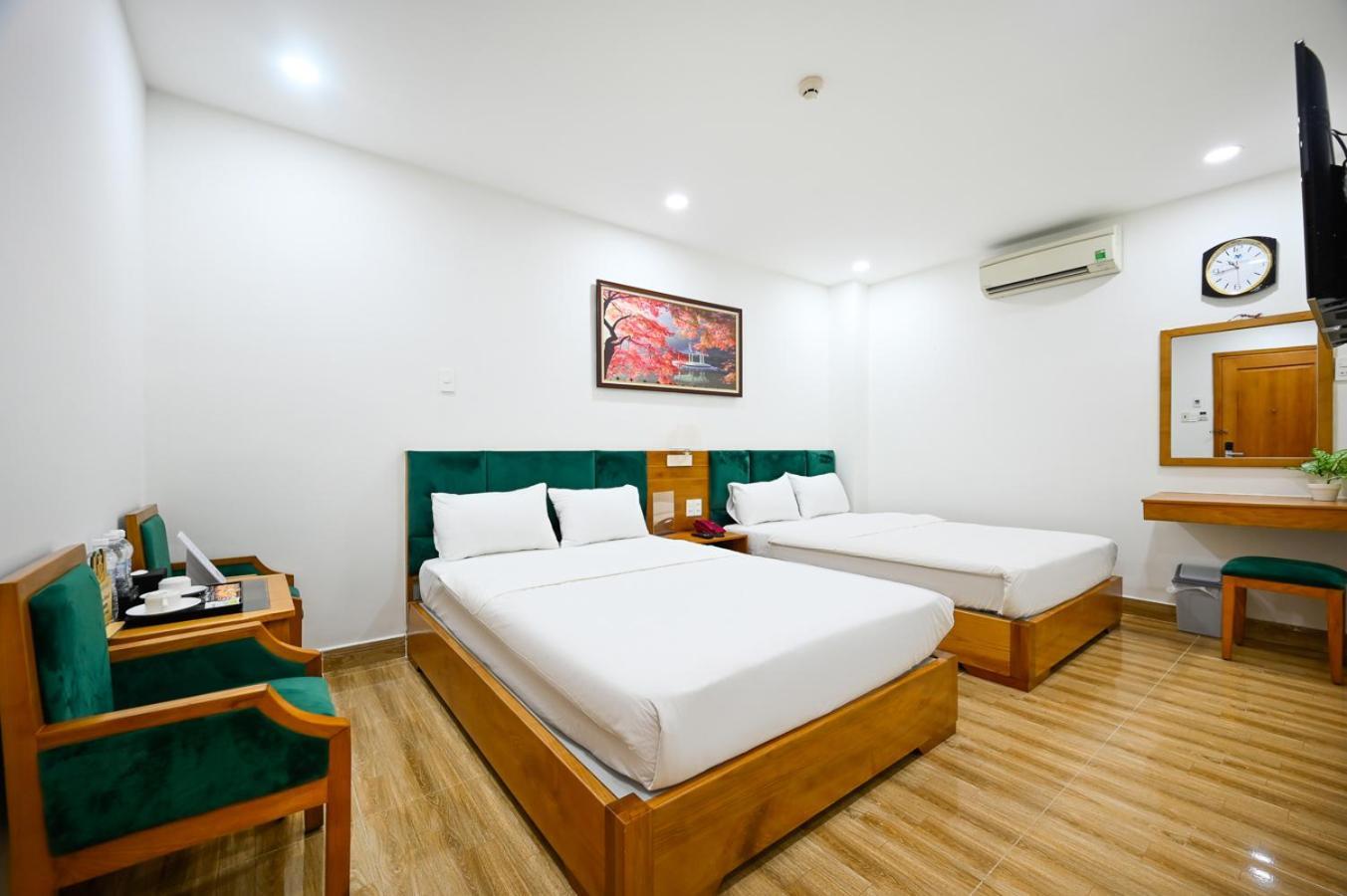 Vivian Airport Hotel Saigon Ho Şi Min Exterior foto