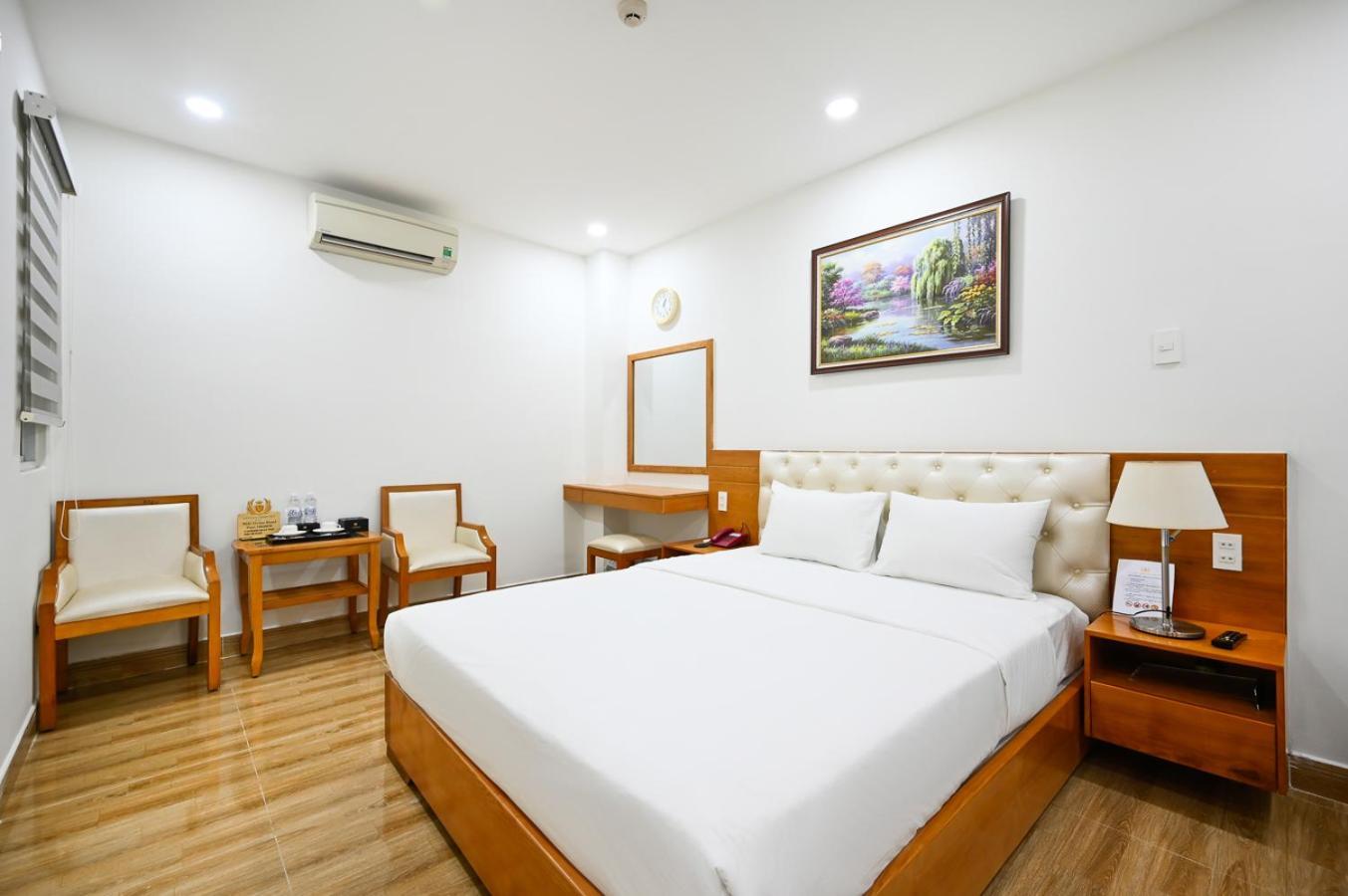 Vivian Airport Hotel Saigon Ho Şi Min Exterior foto